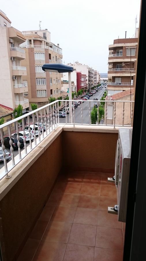 Apartamento Torrevieja Exterior photo