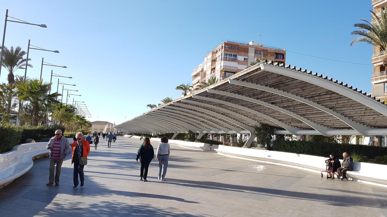 Apartamento Torrevieja Exterior photo